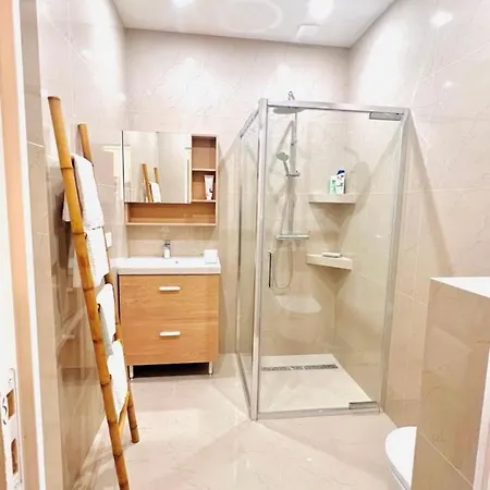 Lanterne Apartment *