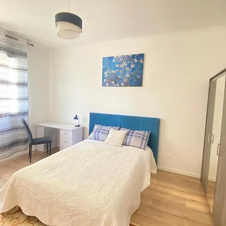 Lanterne Apartment *